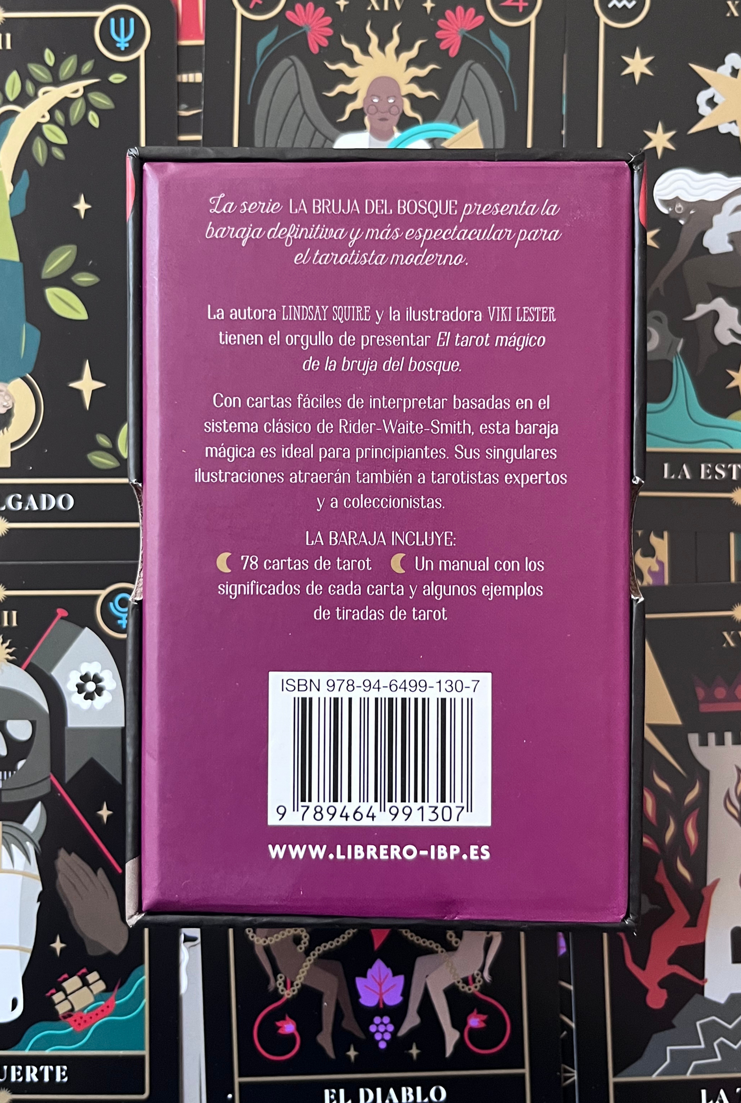 El tarot mágico de la bruja del bosque