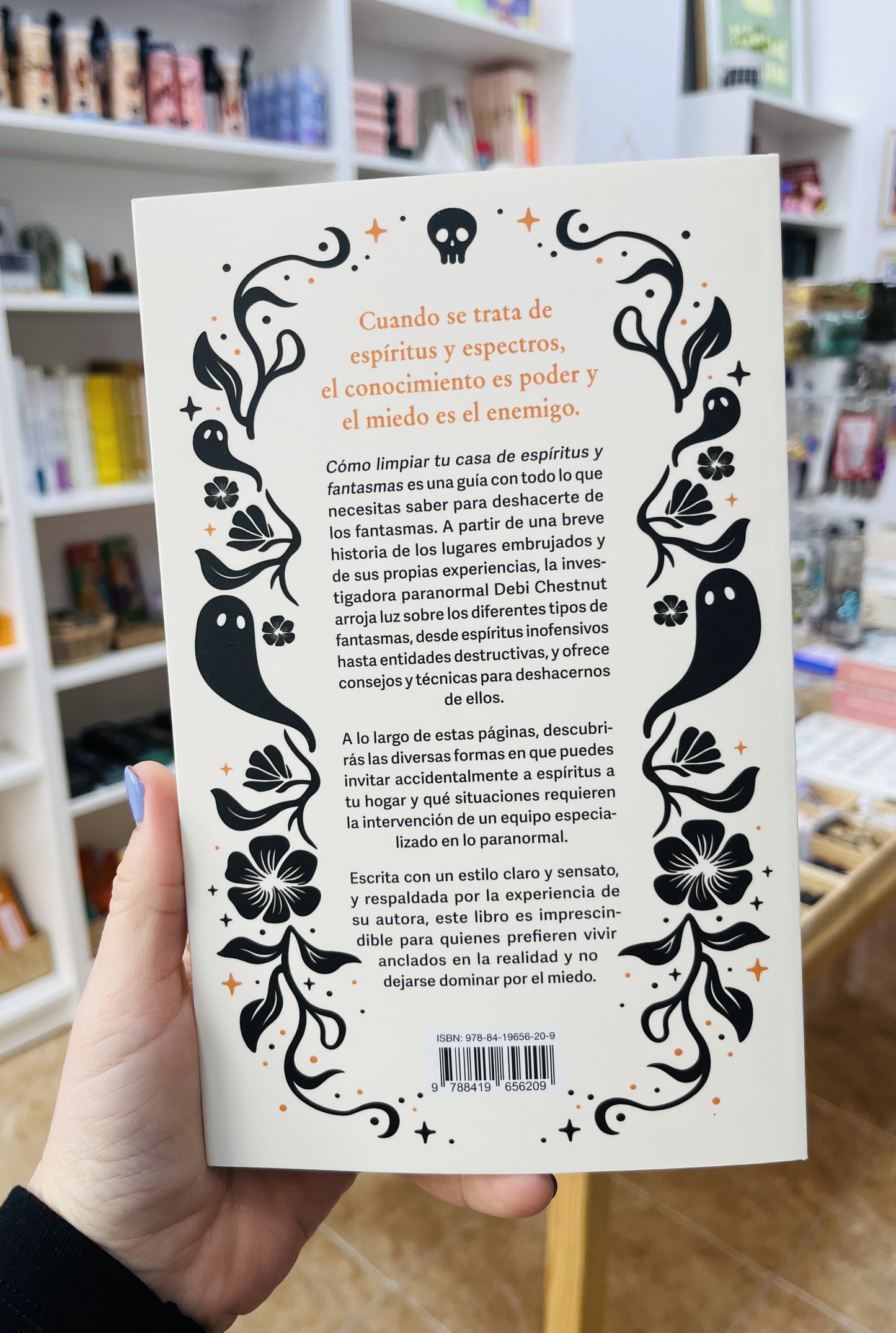 Cómo limpiar tu casa de espíritus y fantasmas