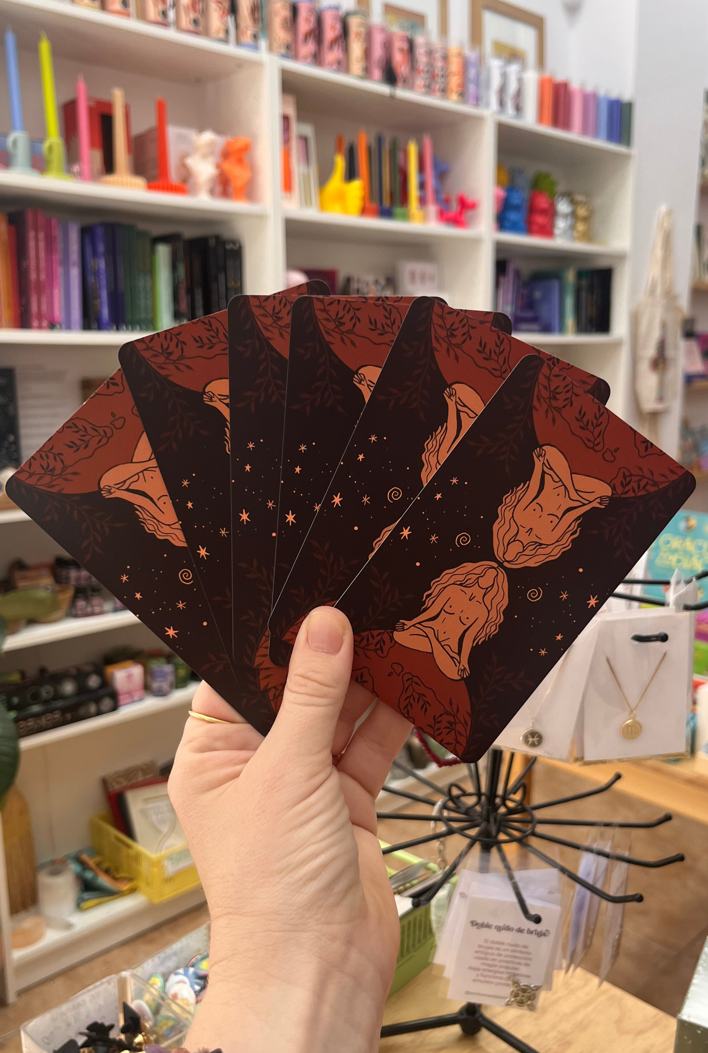 Earth Woman Tarot, Tarn Ellis