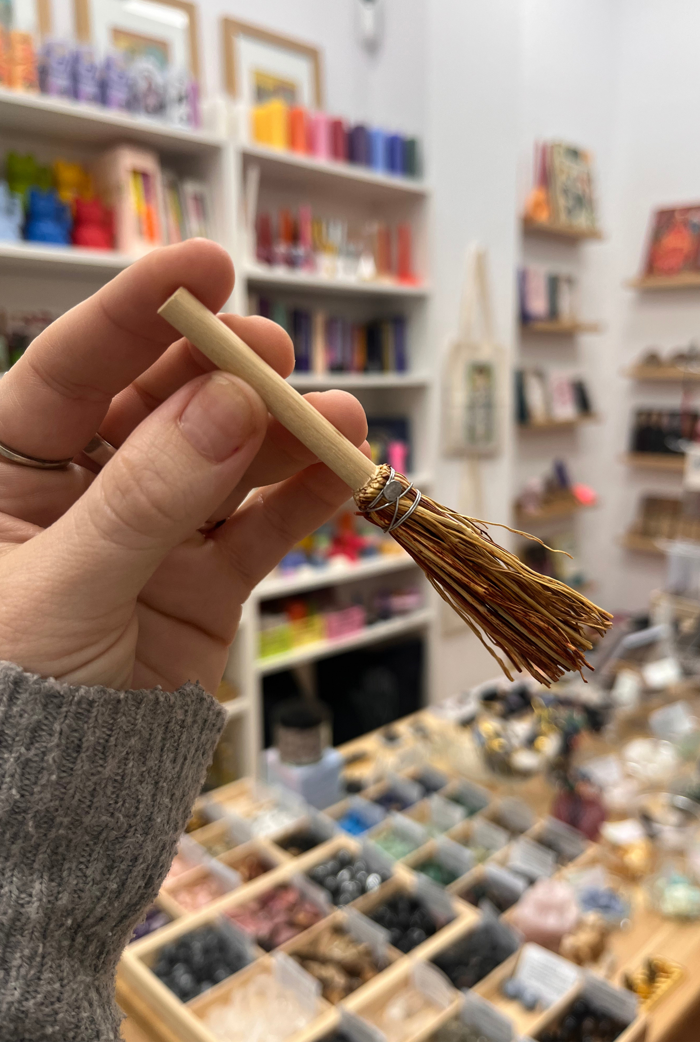 Escoba mini de 11 cm