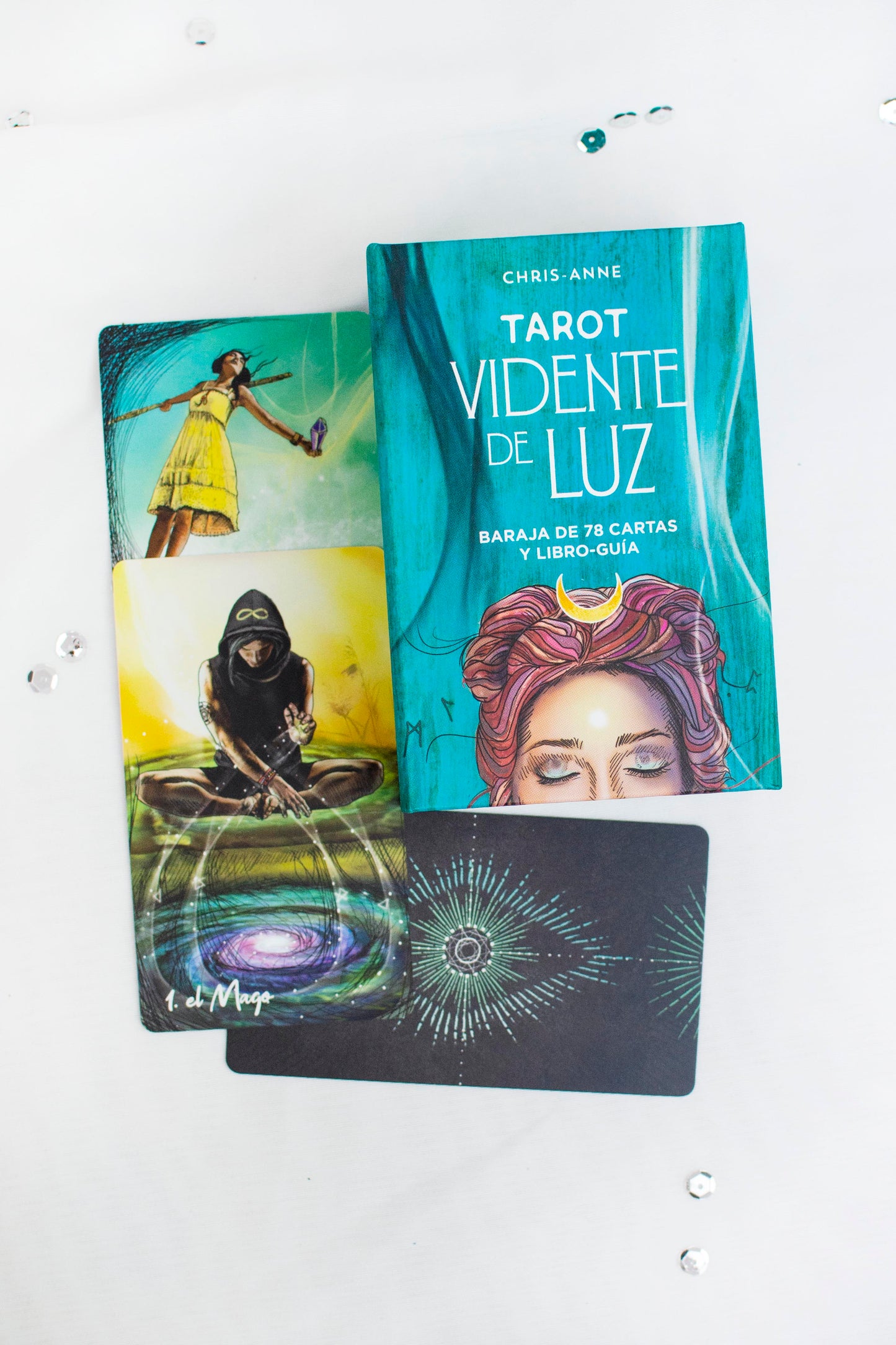 Tarot Vidente de Luz, Chris-Anne