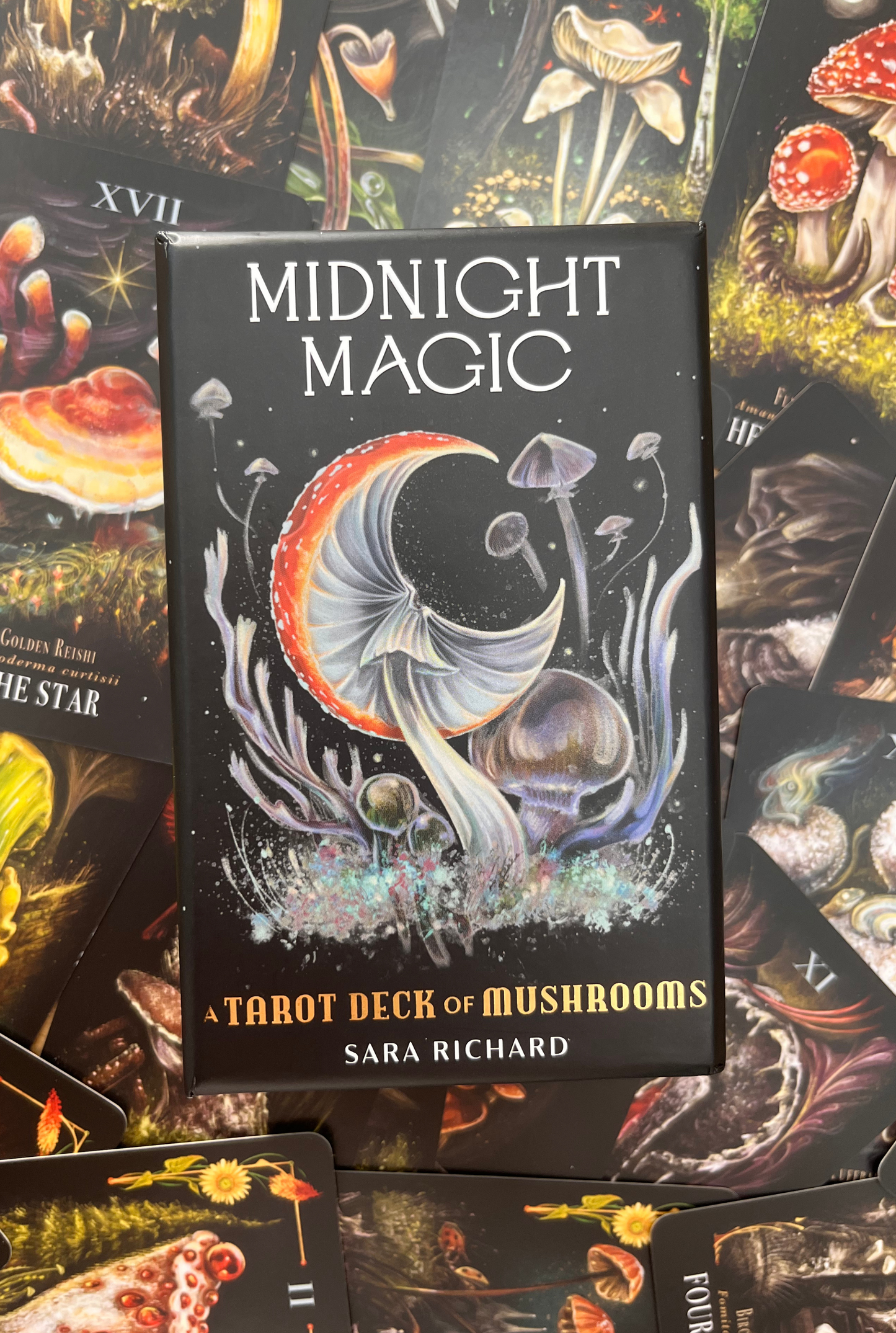 Midnight Magic: A Tarot Deck of Mushrooms