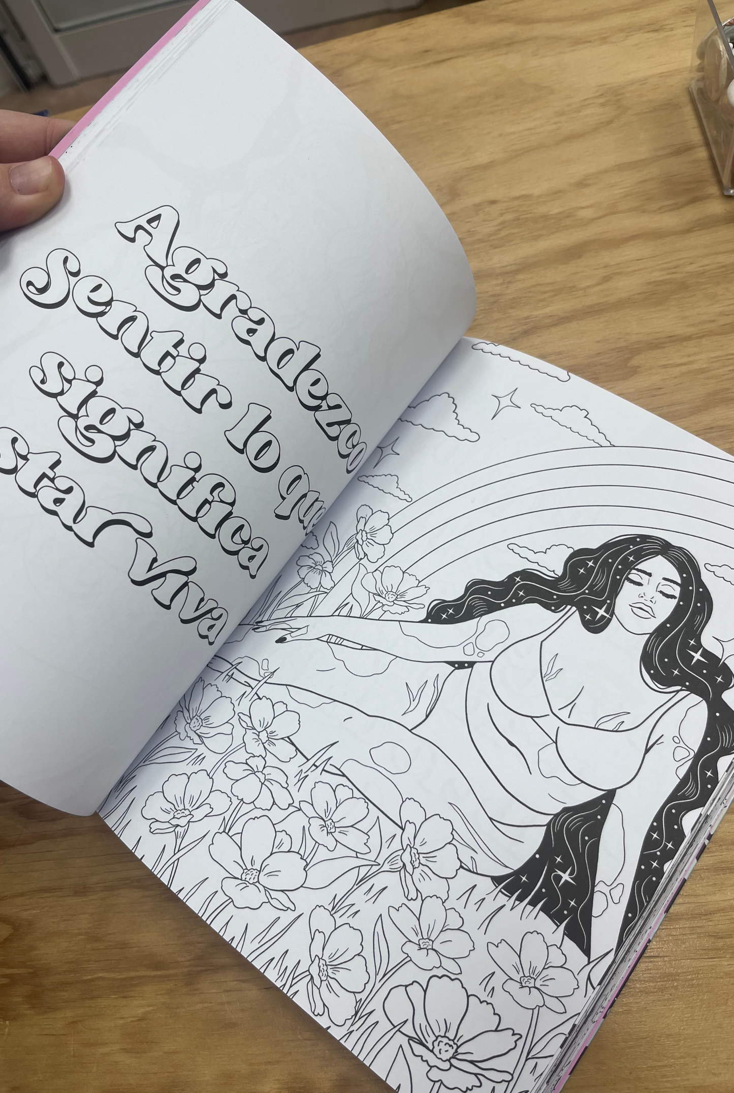 Mantras y musas (libro para colorear)